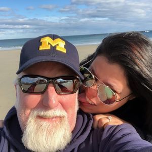 Meet your Posher, Troy